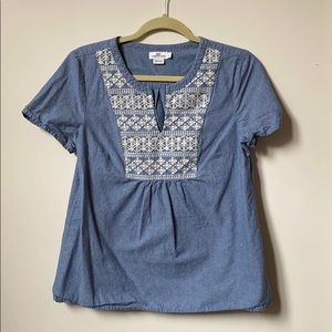 Vineyard Vines embroidered top